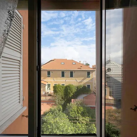 A Due Passi Dal Mare *
